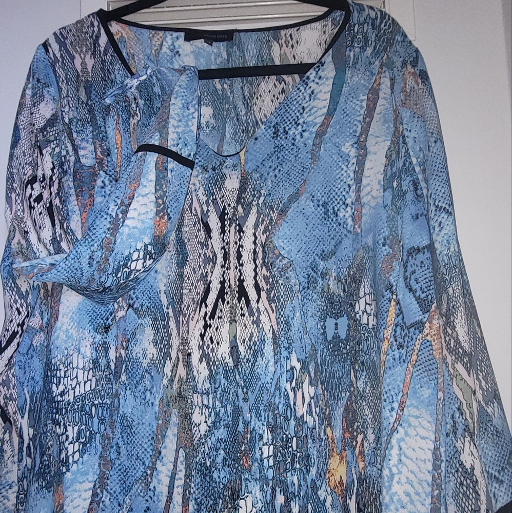 Long sleeve blouse